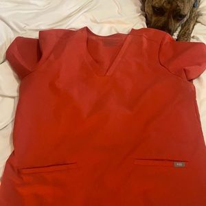 Figs Casma Scrub Top Clay size large